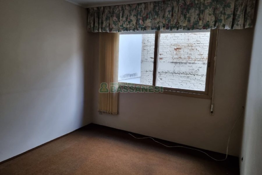 Apartamento com 71m², 2 dormitórios, no bairro Panazzolo em Caxias do Sul para Comprar