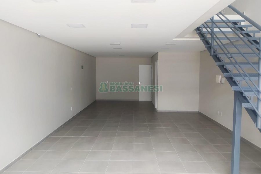 Loja com 121m², no bairro Santa Catarina em Caxias do Sul para Alugar