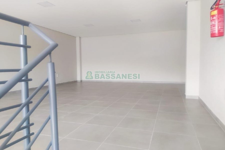 Loja com 121m², no bairro Santa Catarina em Caxias do Sul para Alugar