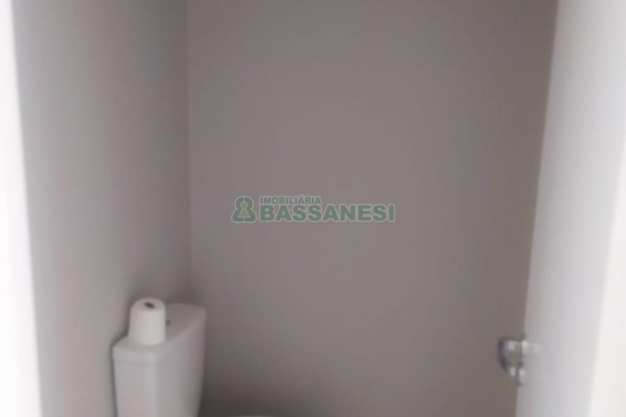 Loja com 121m², no bairro Santa Catarina em Caxias do Sul para Alugar