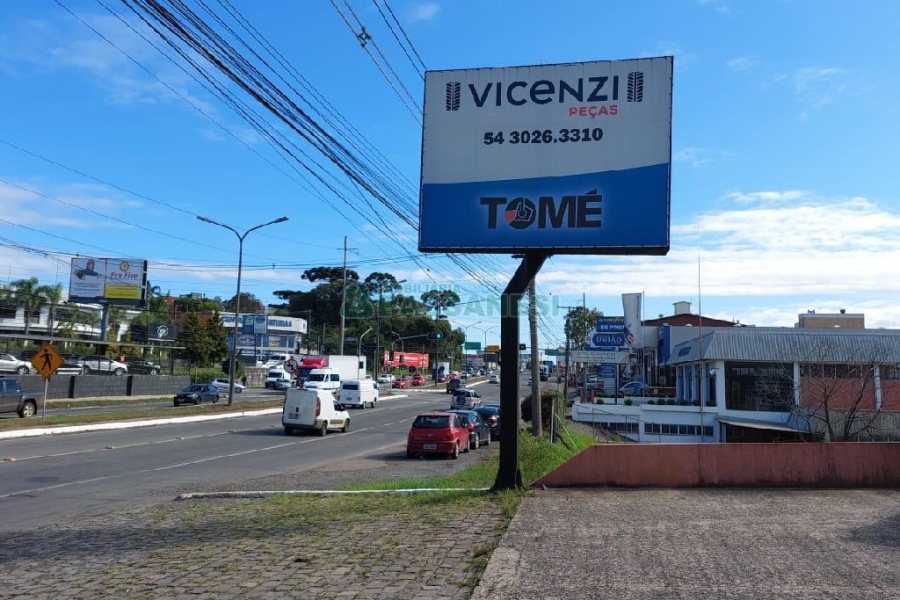 Loja com 400m², no bairro De Lazzer em Caxias do Sul para Alugar