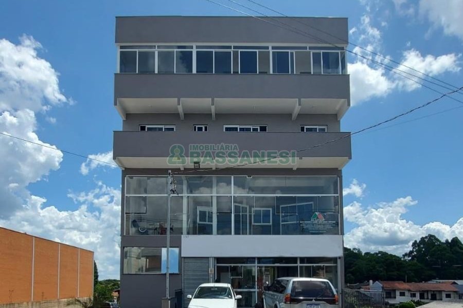 Sala com 130m², no bairro Bela Vista em Caxias do Sul para Alugar