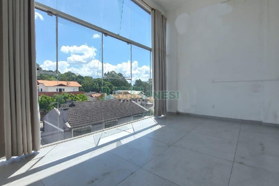 Sala com 130m², no bairro Bela Vista em Caxias do Sul para Alugar