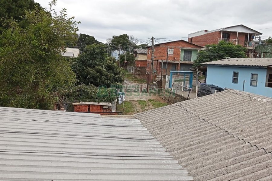 Casa, 3 dormitórios, 1 vaga, no bairro Cidade Nova em Caxias do Sul para Comprar