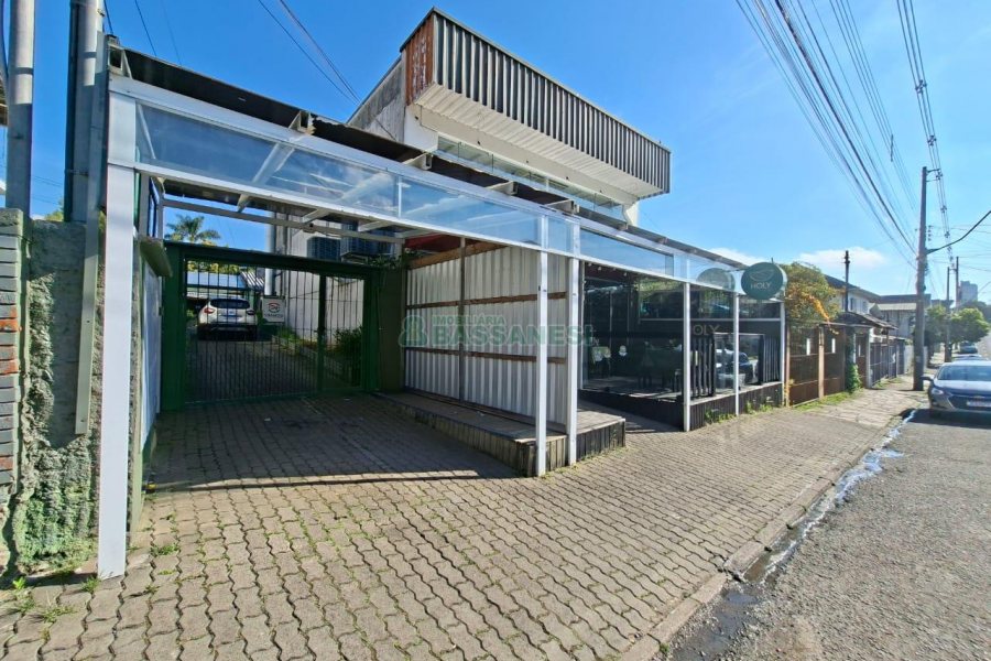 Loja com 196m², no bairro Lourdes em Caxias do Sul para Comprar