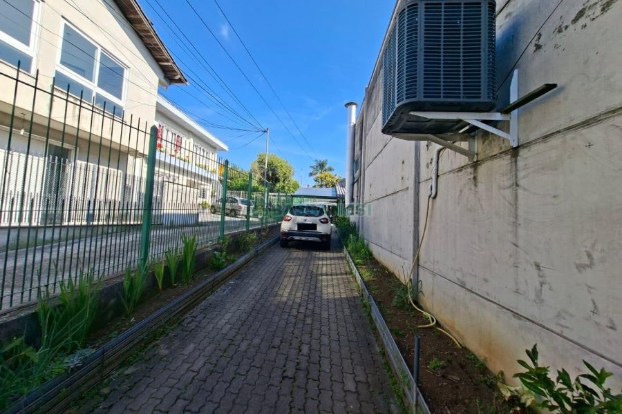 Loja com 196m², no bairro Lourdes em Caxias do Sul para Comprar
