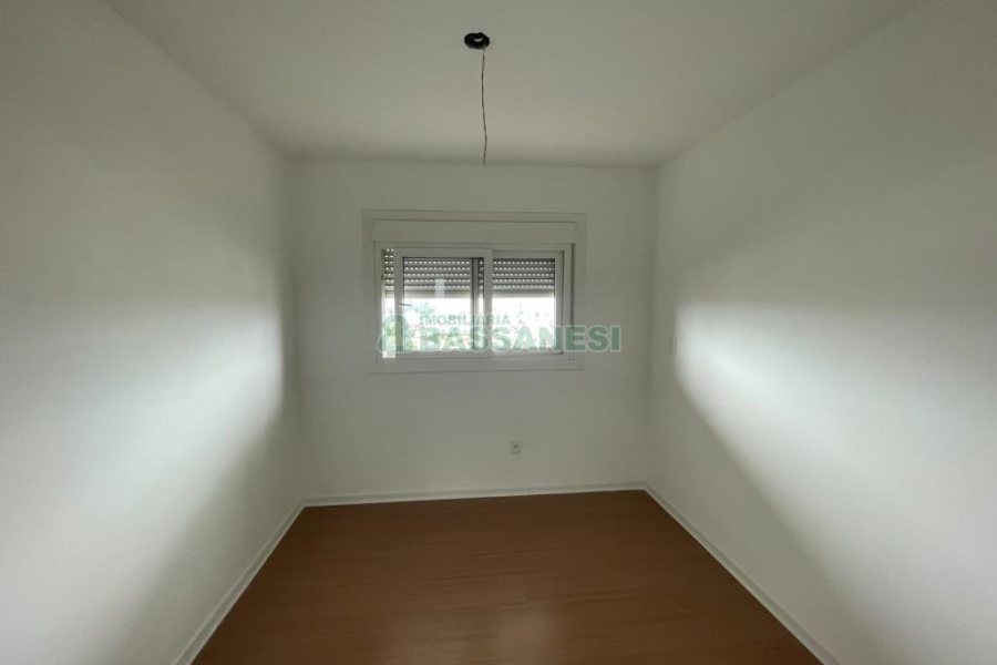 Apartamento com 92m², 3 dormitórios, 2 vagas, no bairro Rio Branco em Caxias do Sul para Comprar