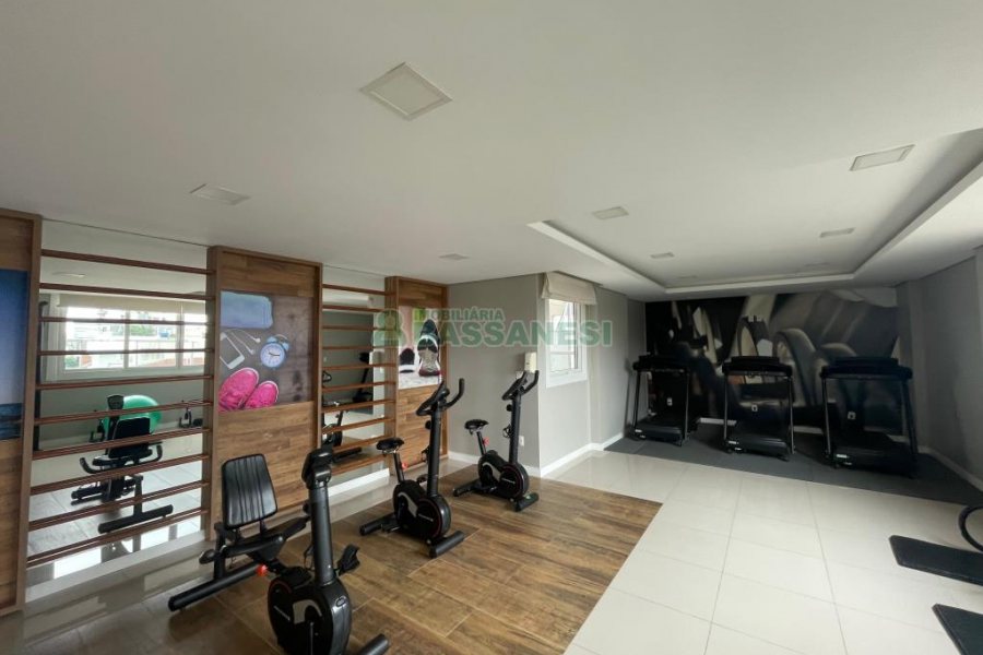 Apartamento com 92m², 3 dormitórios, 2 vagas, no bairro Rio Branco em Caxias do Sul para Comprar