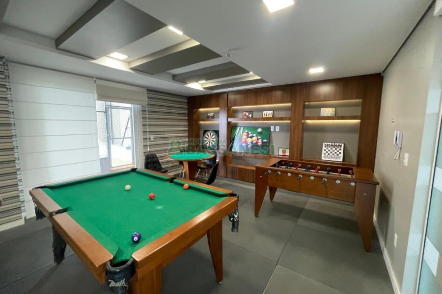 Apartamento com 92m², 3 dormitórios, 2 vagas, no bairro Rio Branco em Caxias do Sul para Comprar