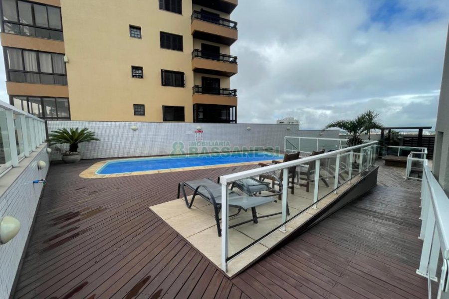Apartamento com 92m², 3 dormitórios, 2 vagas, no bairro Rio Branco em Caxias do Sul para Comprar