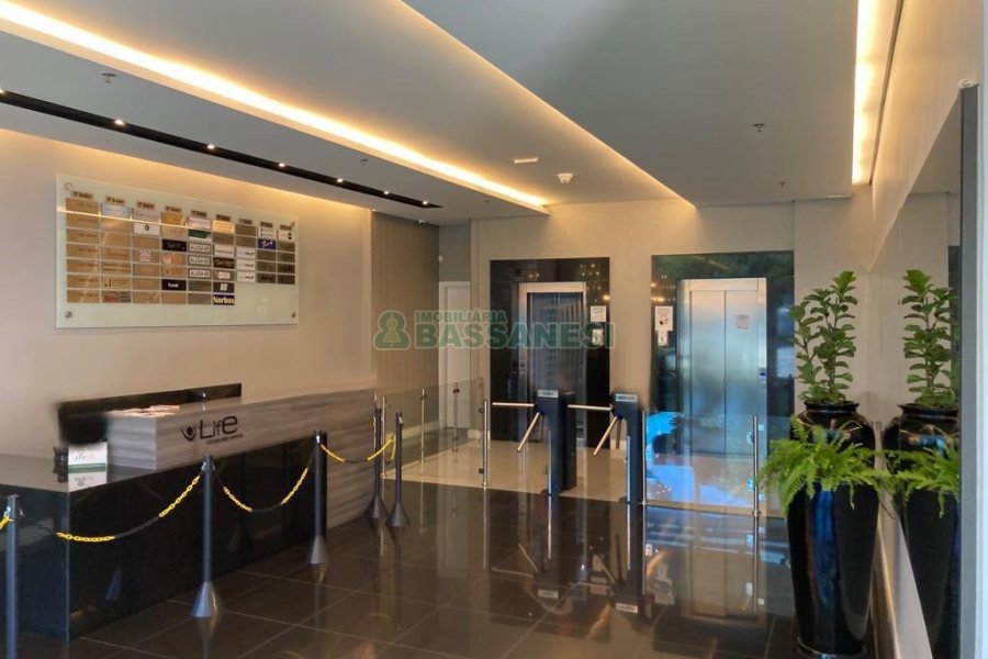 Sala Mobiliada com 20m², no bairro Lourdes em Caxias do Sul para Alugar