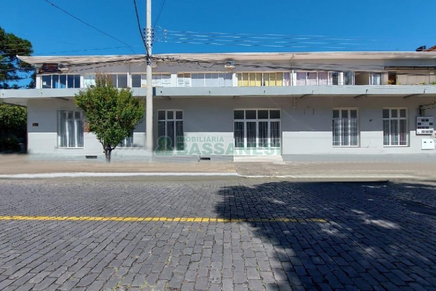 Loja com 500m², no bairro Centro em Caxias do Sul para Alugar ou Comprar