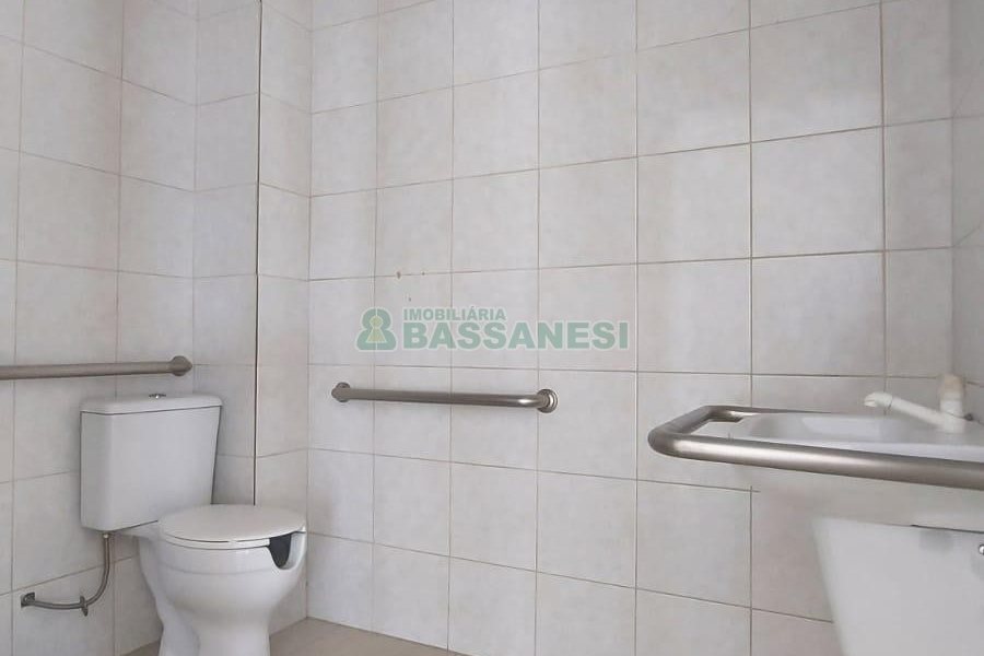 Loja com 500m², no bairro Centro em Caxias do Sul para Alugar ou Comprar