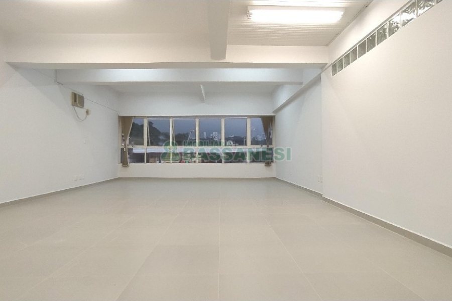 Sala com 142m², no bairro Santa Catarina em Caxias do Sul para Alugar