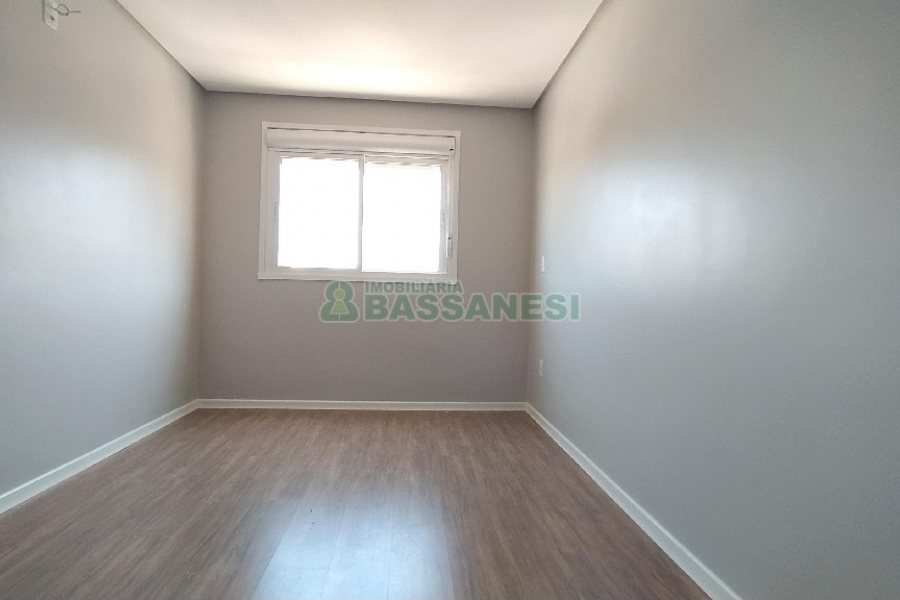 Apartamento com 52m², 2 dormitórios, 1 vaga, no bairro Rio Branco em Caxias do Sul para Alugar