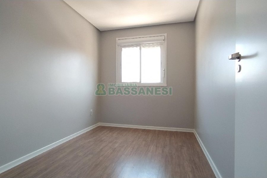 Apartamento com 52m², 2 dormitórios, 1 vaga, no bairro Rio Branco em Caxias do Sul para Alugar