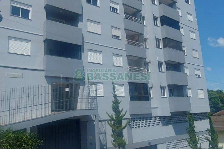 Apartamento com 52m², 2 dormitórios, 1 vaga, no bairro Rio Branco em Caxias do Sul para Alugar