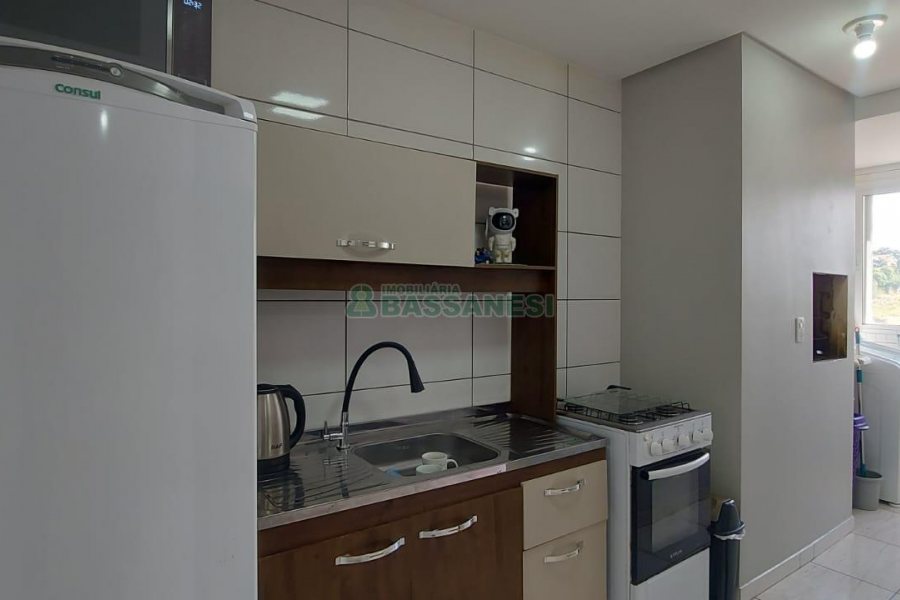 Apartamento com 52m², 2 dormitórios, 1 vaga, no bairro Rio Branco em Caxias do Sul para Alugar