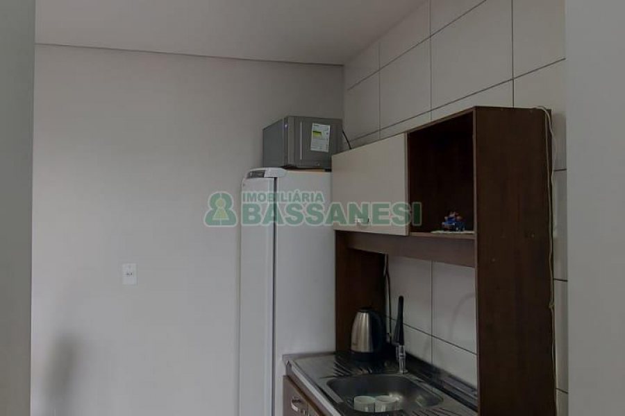 Apartamento com 52m², 2 dormitórios, 1 vaga, no bairro Rio Branco em Caxias do Sul para Alugar