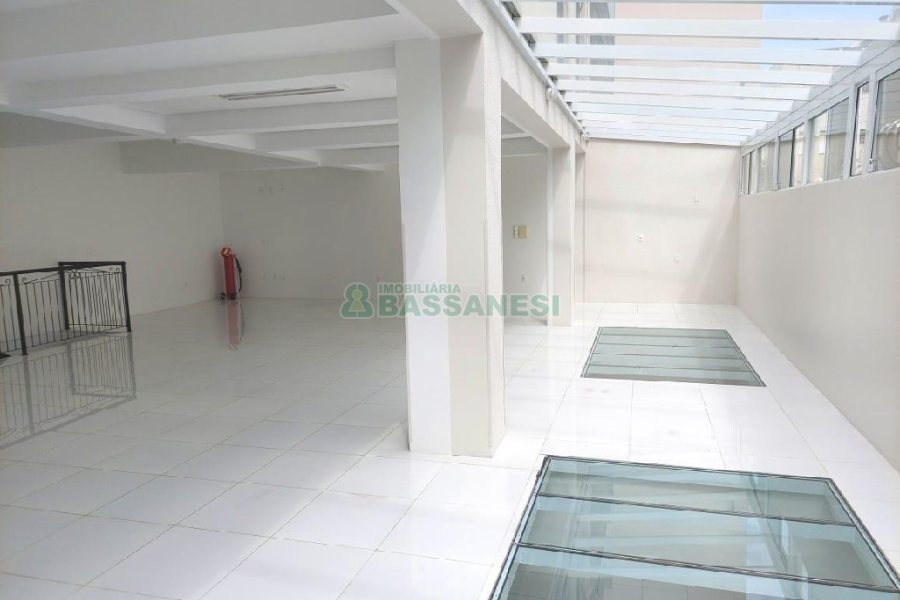 Loja com 300m², no bairro Centro em Caxias do Sul para Alugar