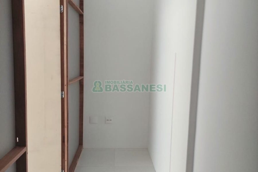 Loja com 300m², no bairro Centro em Caxias do Sul para Alugar