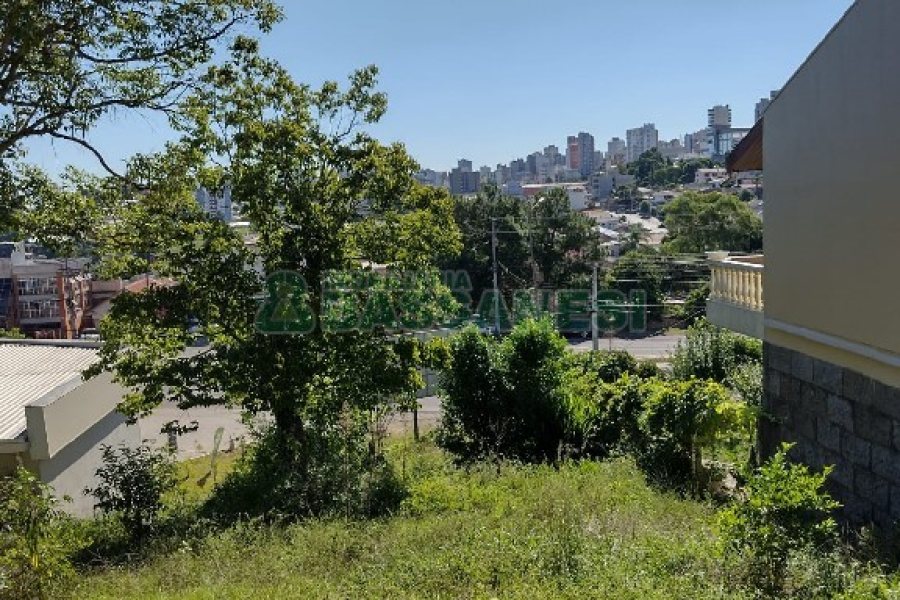 Terreno, no bairro Planalto em Caxias do Sul para Comprar