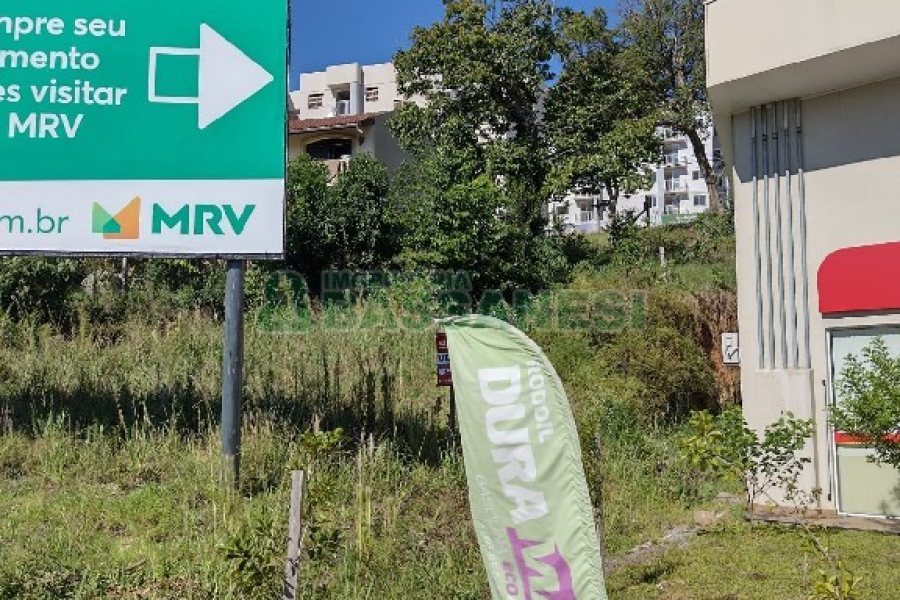 Terreno, no bairro Planalto em Caxias do Sul para Comprar