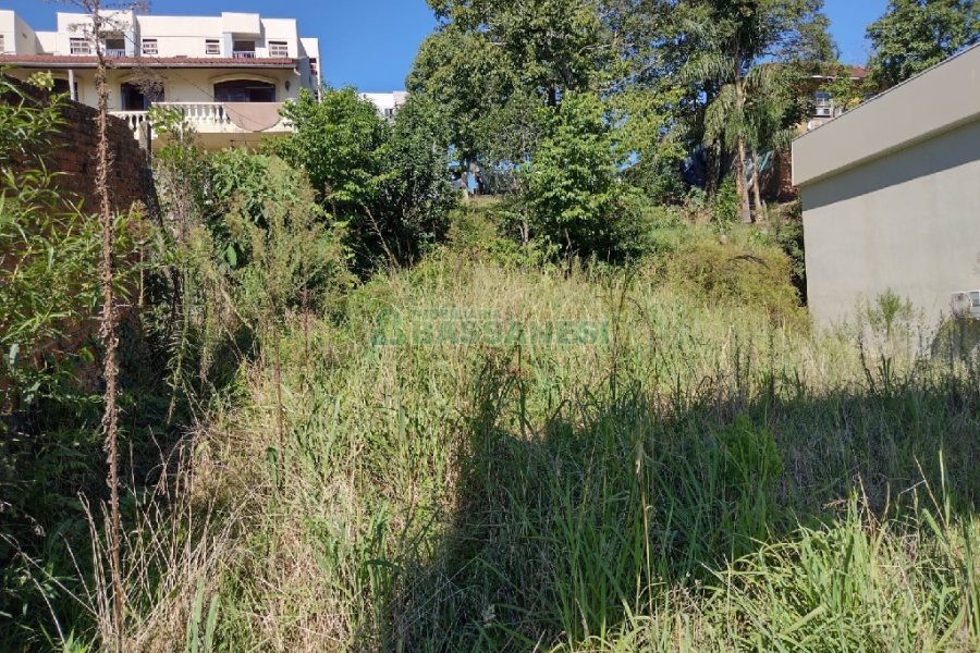 Terreno, no bairro Planalto em Caxias do Sul para Comprar
