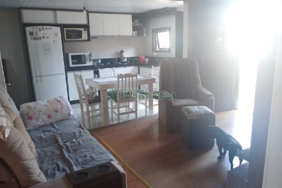 Casa, 3 dormitórios, 4 vagas, no bairro Vila Leon em Caxias do Sul para Comprar