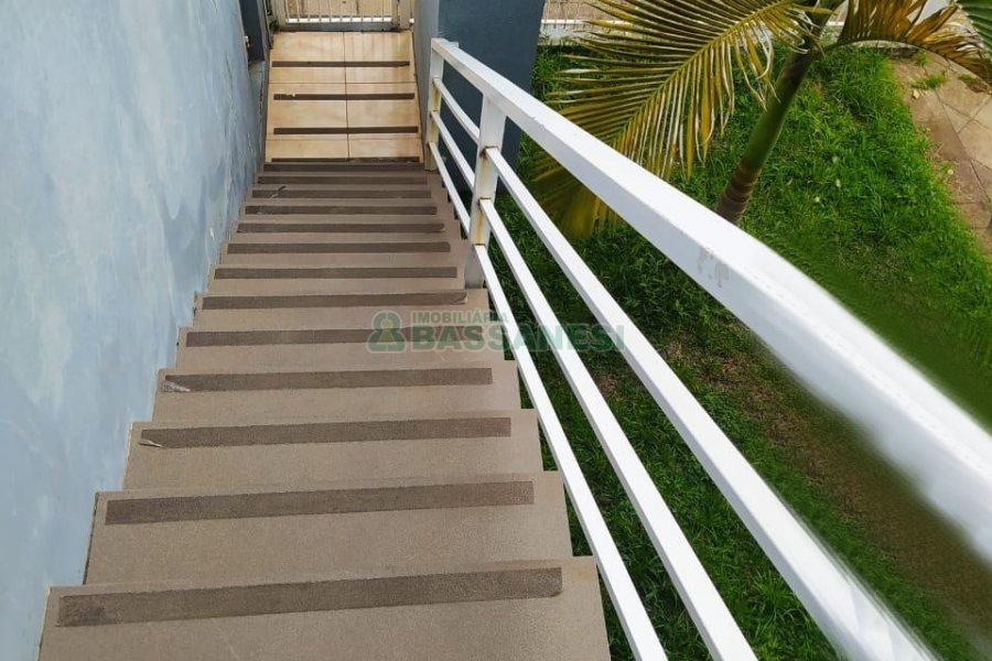 Casa Comercial com 136m², no bairro Universitário em Caxias do Sul para Alugar