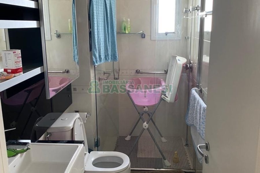 Apto Mobiliado com 270m², 4 dormitórios, 4 vagas, no bairro Madureira em Caxias do Sul para Comprar