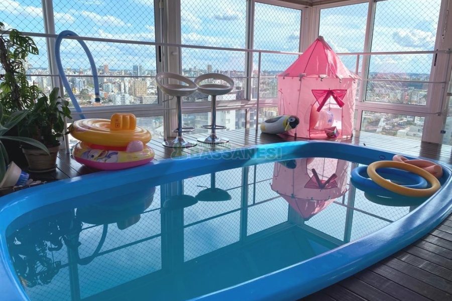 Apto Mobiliado com 270m², 4 dormitórios, 4 vagas, no bairro Madureira em Caxias do Sul para Comprar