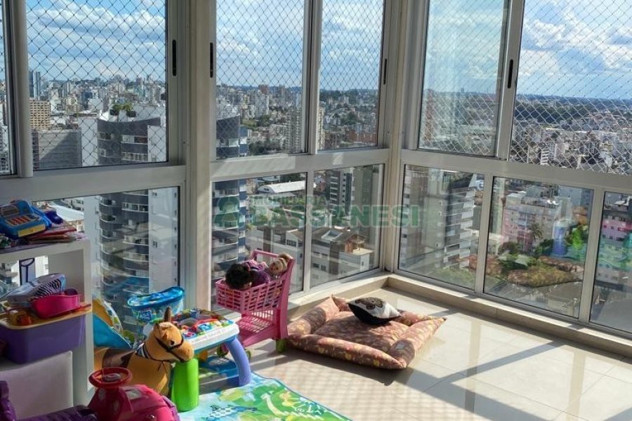 Apto Mobiliado com 270m², 4 dormitórios, 4 vagas, no bairro Madureira em Caxias do Sul para Comprar