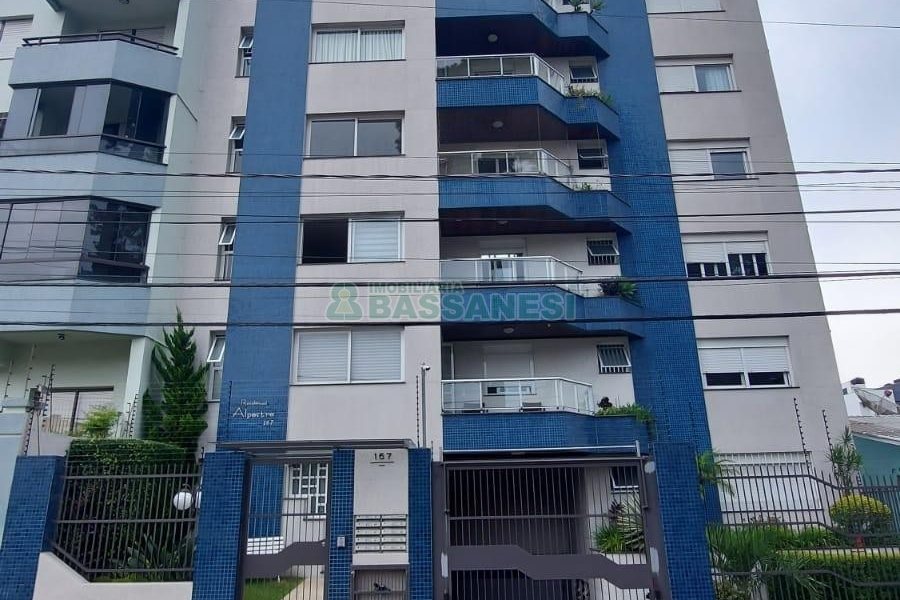 Apto Mobiliado com 270m², 4 dormitórios, 4 vagas, no bairro Madureira em Caxias do Sul para Comprar