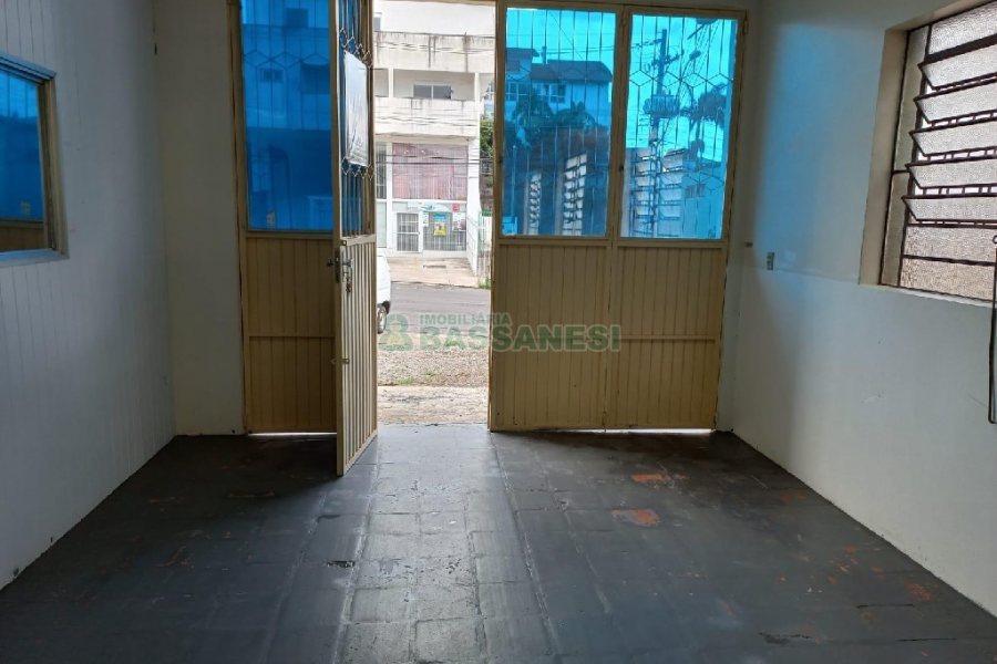 Loja com 96m², no bairro Presidente Vargas em Caxias do Sul para Alugar