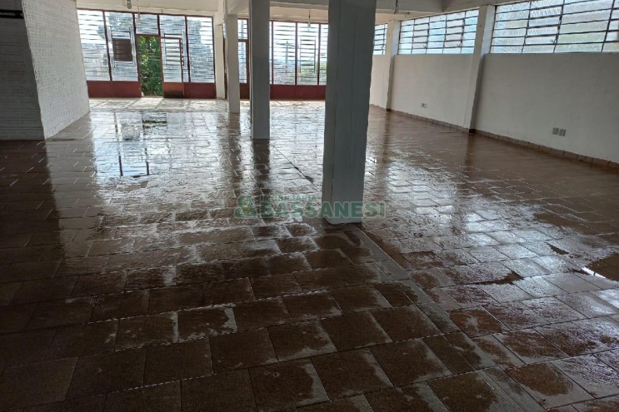 Loja com 96m², no bairro Presidente Vargas em Caxias do Sul para Alugar