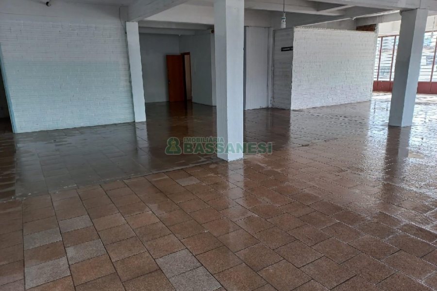 Loja com 96m², no bairro Presidente Vargas em Caxias do Sul para Alugar