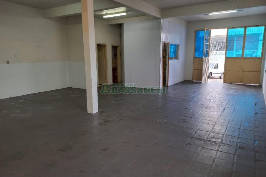 Loja com 96m², no bairro Presidente Vargas em Caxias do Sul para Alugar