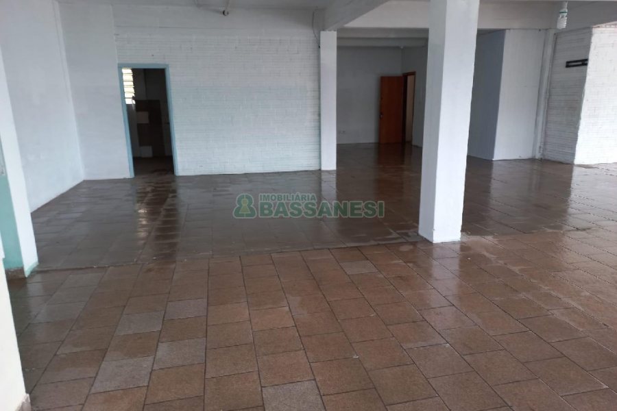 Loja com 96m², no bairro Presidente Vargas em Caxias do Sul para Alugar