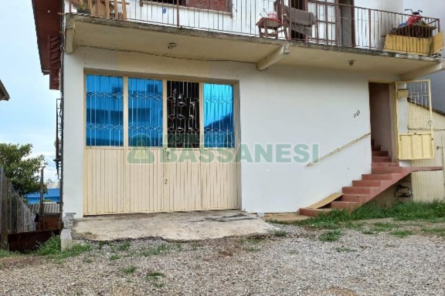 Loja com 96m², no bairro Presidente Vargas em Caxias do Sul para Alugar