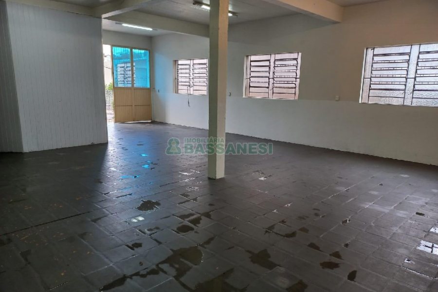 Loja com 96m², no bairro Presidente Vargas em Caxias do Sul para Alugar