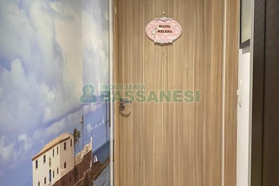 Apartamento com 84m², 2 dormitórios, 2 vagas, no bairro Santa Catarina em Caxias do Sul para Comprar