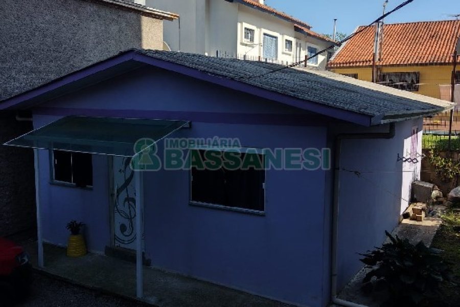Casa com 236m², 5 dormitórios, 4 vagas, no bairro Bela Vista em Caxias do Sul para Comprar