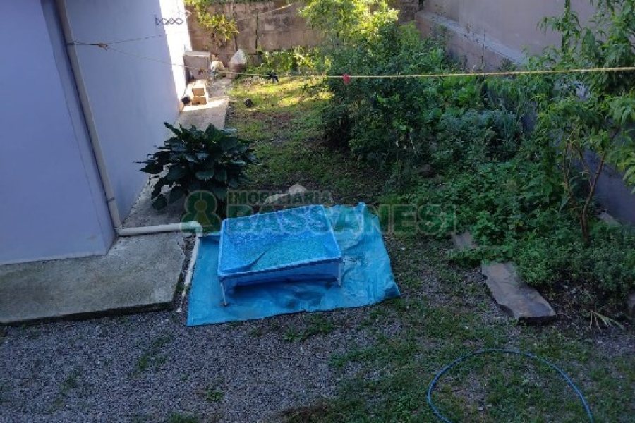 Casa com 236m², 5 dormitórios, 4 vagas, no bairro Bela Vista em Caxias do Sul para Comprar