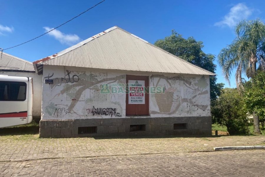 Pavilhão com 2600m², no bairro Fazenda Souza em Caxias do Sul para Comprar