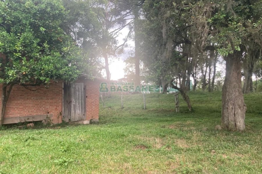 Pavilhão com 2600m², no bairro Fazenda Souza em Caxias do Sul para Comprar