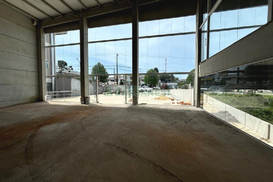 Loja com 850m², no bairro Sagrada Família em Caxias do Sul para Alugar