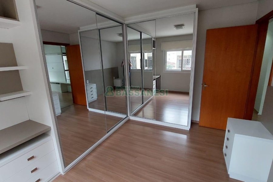 Apartamento com 50m², 1 dormitório, no bairro Cristo Redentor em Caxias do Sul para Comprar