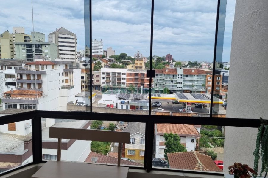 Apartamento com 193m², 3 dormitórios, 2 vagas, no bairro Pio X em Caxias do Sul para Comprar