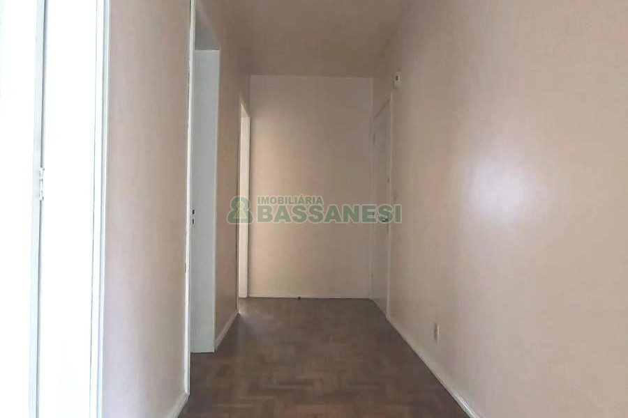 Apartamento com 52m², 2 dormitórios, no bairro São Leopoldo em Caxias do Sul para Alugar